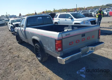 1992 Dodge Dakota from USA, damaged, VIN 1B7GL26X0NS535539